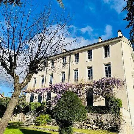 Les Glycines: Charming In Historic Building Near Center Apartment *